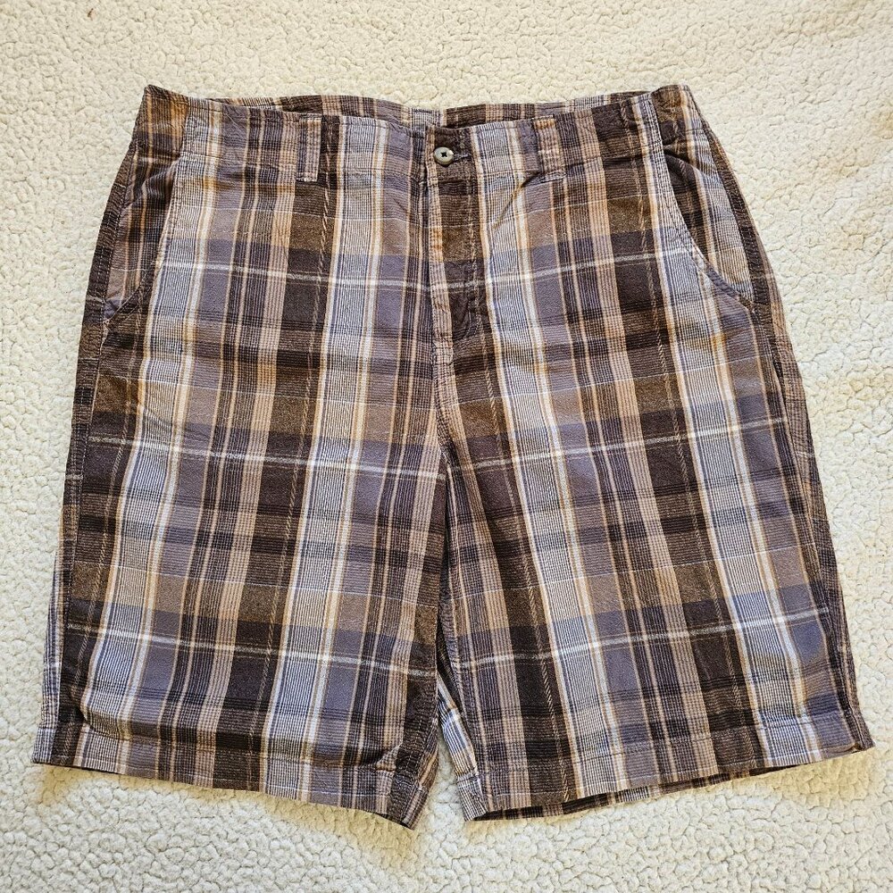 Mens Open Trails Plaid Cotton Shorts Size 40 Brown Tan Casual Summer Wear